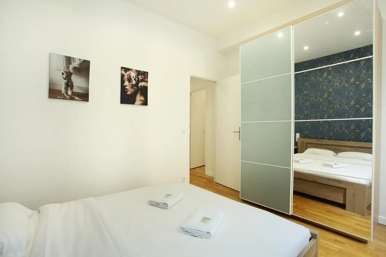 Rent A Room - Studio Bonne Nouvelle Paris 0*,