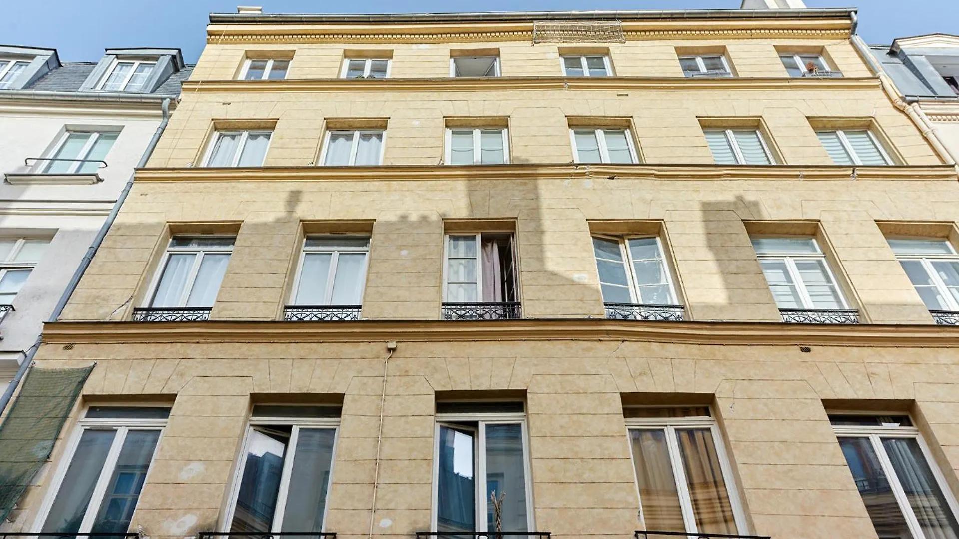 Apartment Rent A Room - Studio Bonne Nouvelle Paris