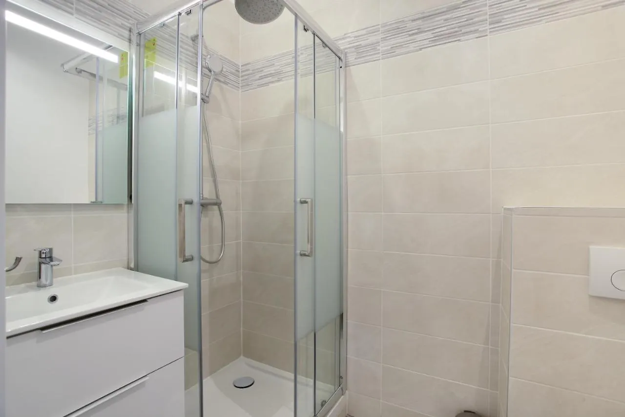 Rent A Room - Studio Bonne Nouvelle Paris France
